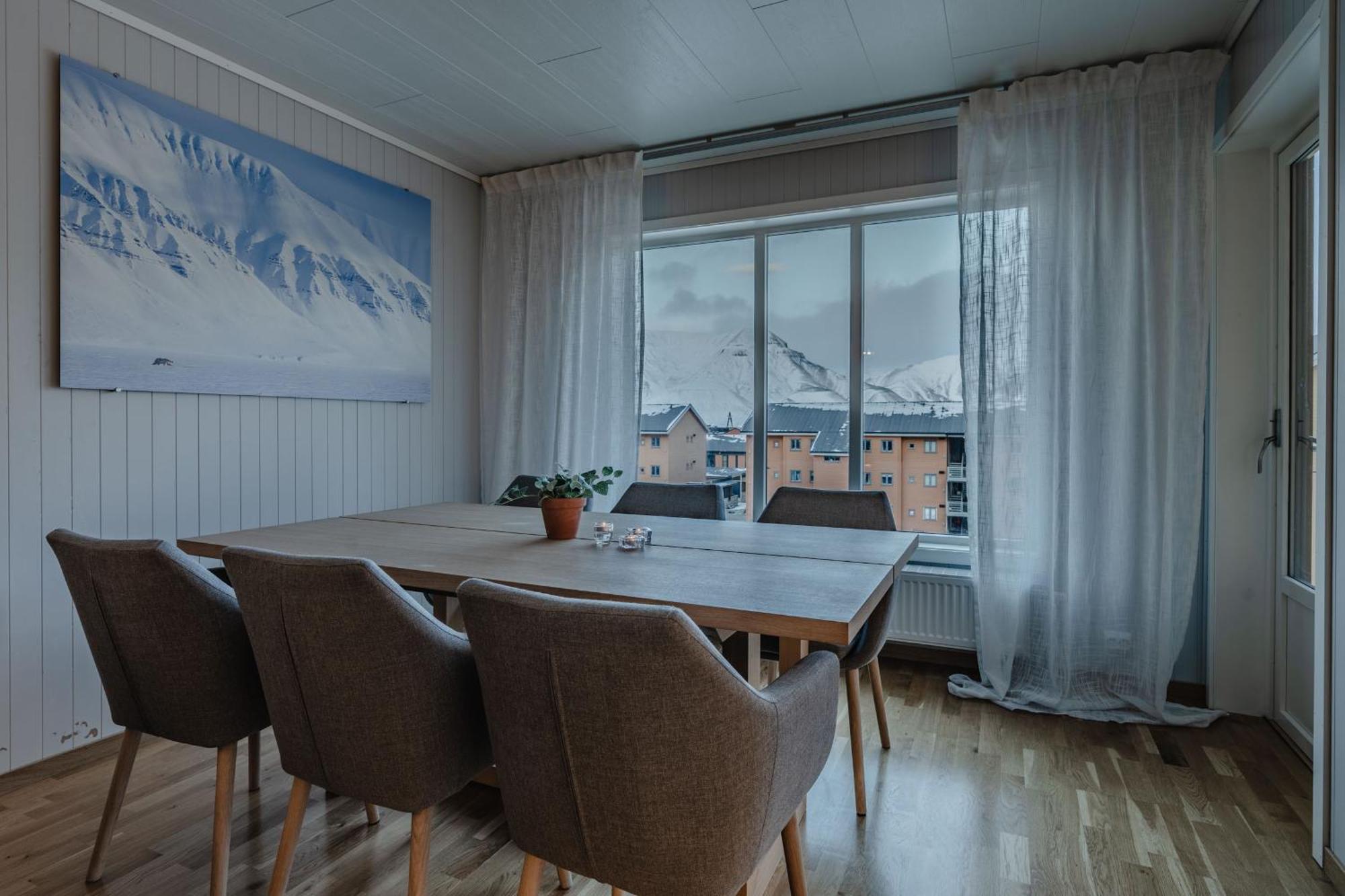 Longyearbyen Apartment Exterior photo